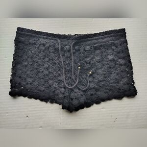 Forever 21 Ladies Sz L Black Lace Overlay Lined Shorts Elastic Waist